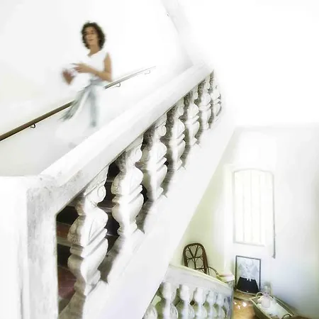 , Ancien Des Colonnes Guest house